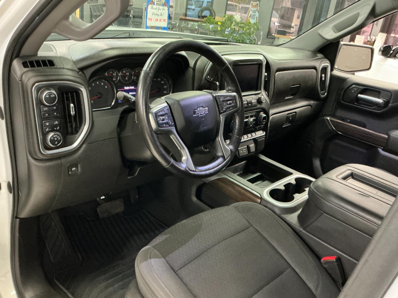 Chevrolet Silverado 1500 LTD 4WD Crew Cab 147" RST 2022