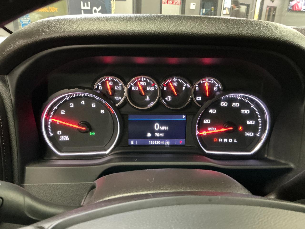 Chevrolet Silverado 1500 LTD 4WD Crew Cab 147" RST 2022