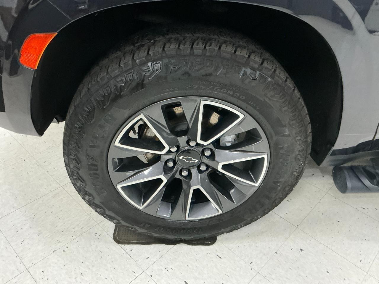 Chevrolet Suburban 4WD 4dr Z71 2023