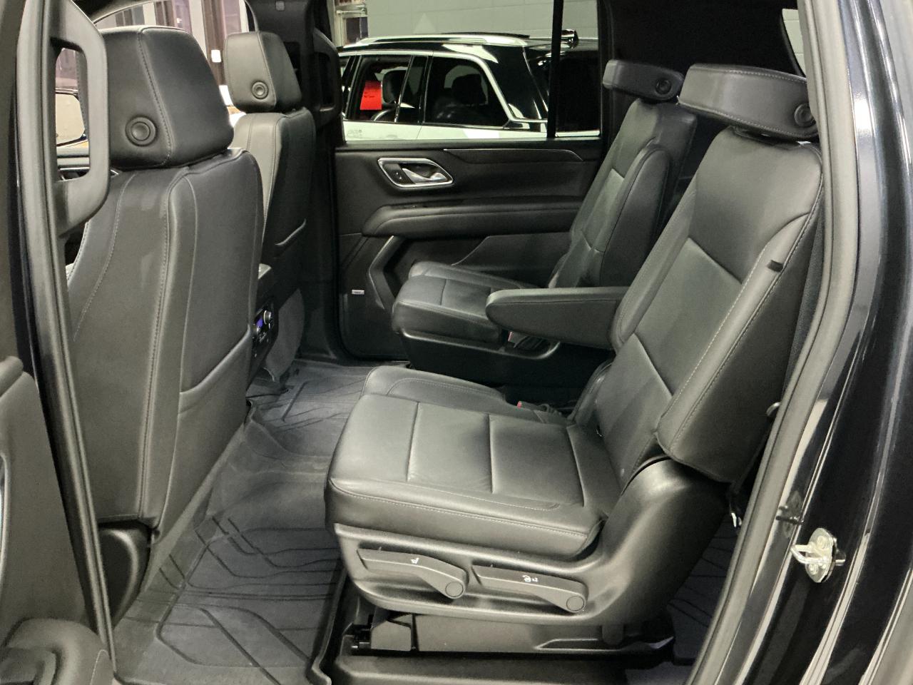 Chevrolet Suburban 4WD 4dr Z71 2023