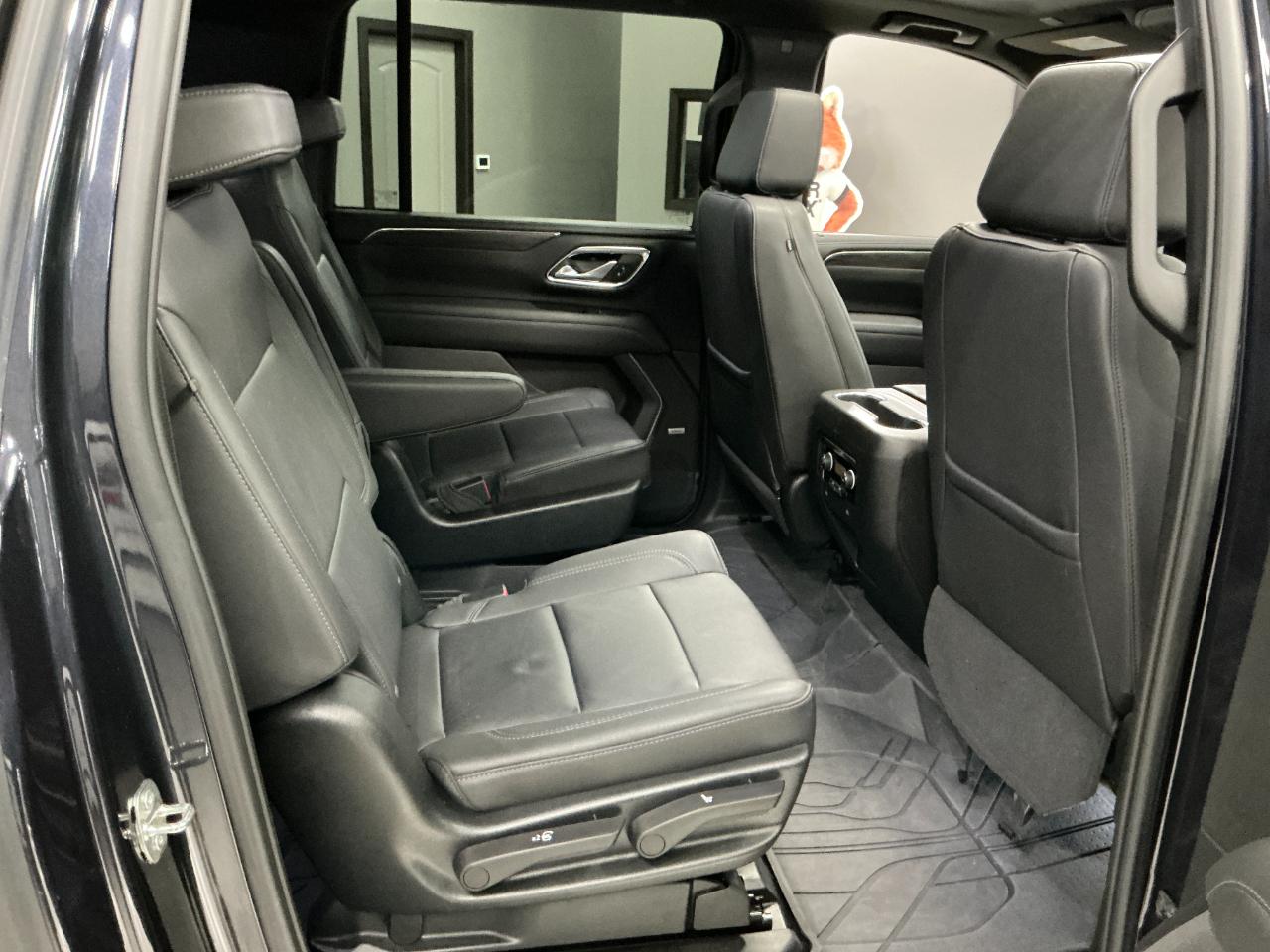 Chevrolet Suburban 4WD 4dr Z71 2023