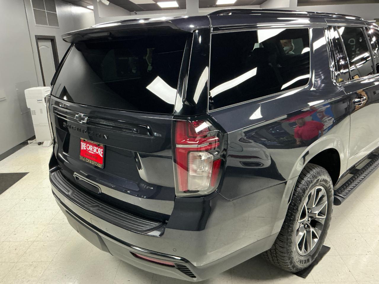 Chevrolet Suburban 4WD 4dr Z71 2023