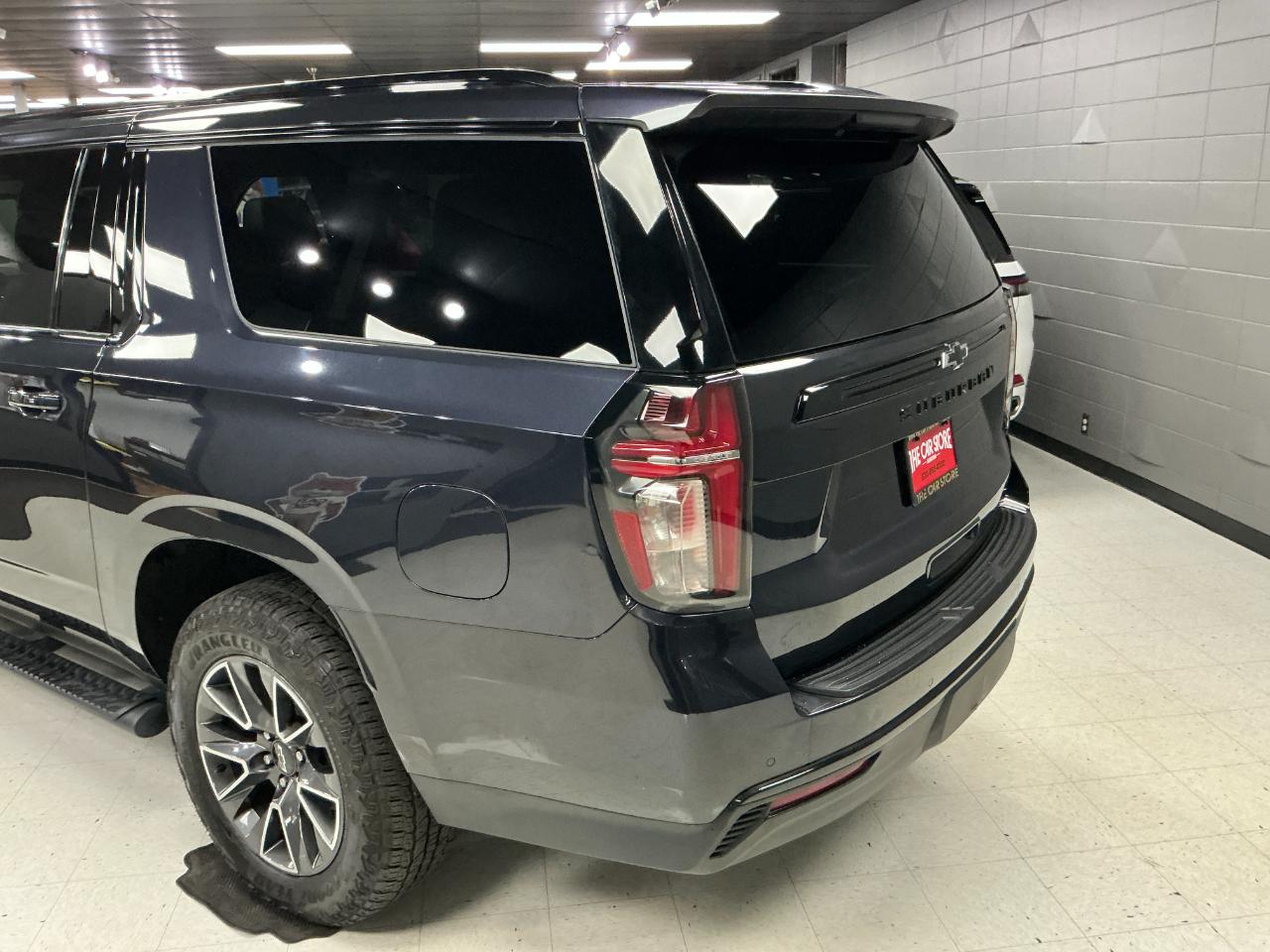 Chevrolet Suburban 4WD 4dr Z71 2023