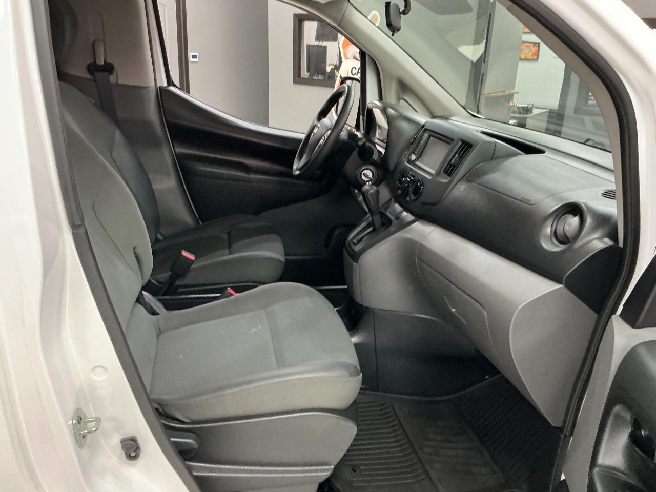 Nissan NV200 Compact Cargo I4 S 2020