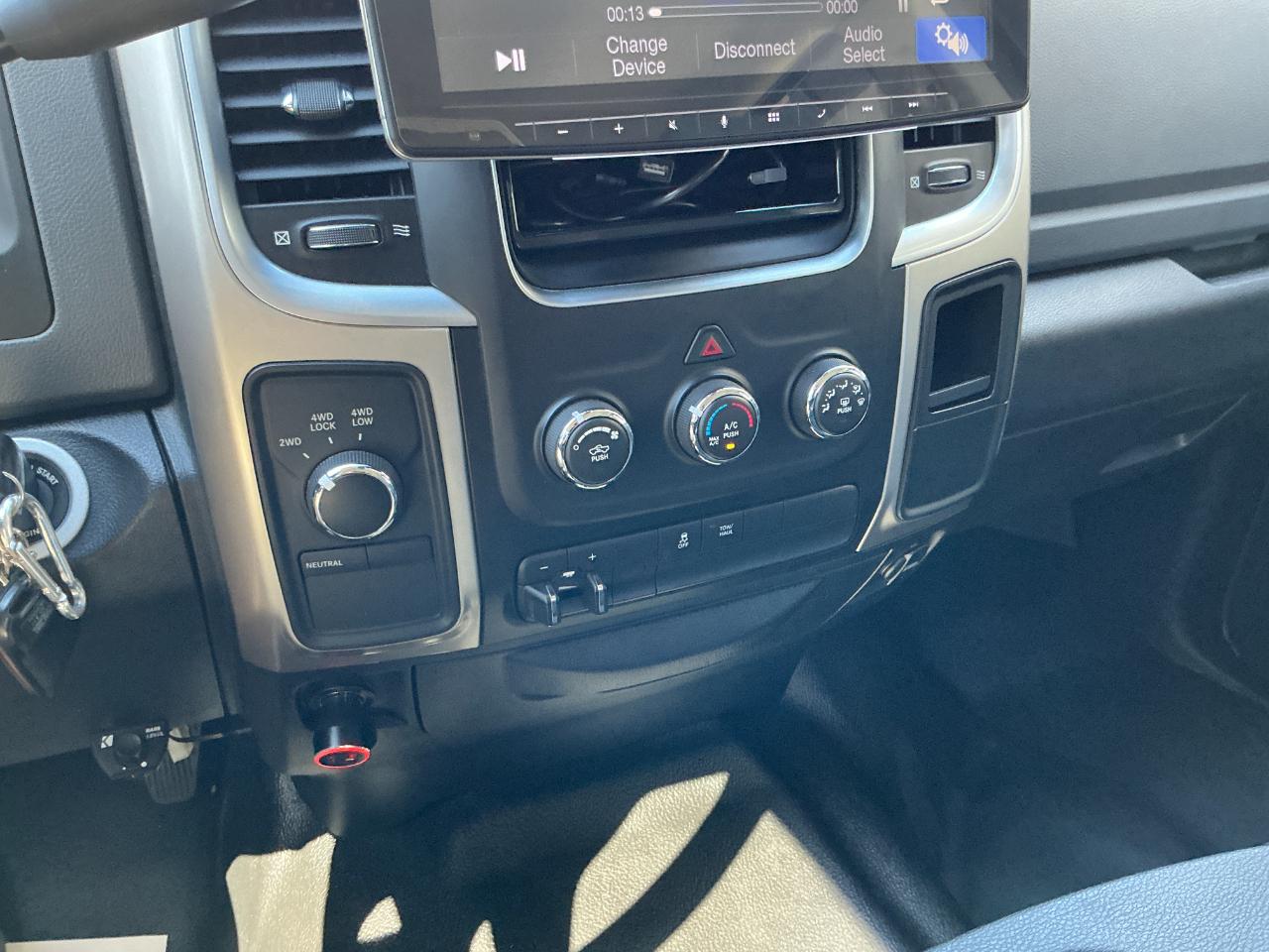 RAM 2500 SLT Crew Cab LWB 4WD 2017