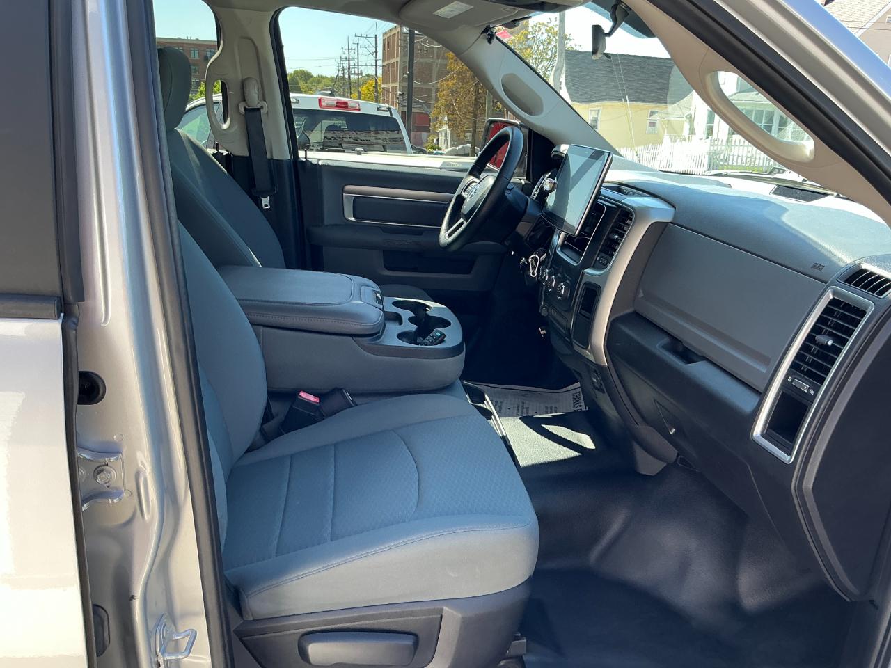 RAM 2500 SLT Crew Cab LWB 4WD 2017