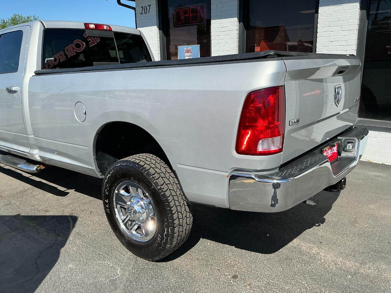 RAM 2500 SLT Crew Cab LWB 4WD 2017