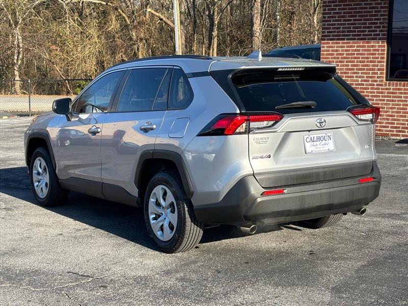 Toyota RAV4 LE 2019