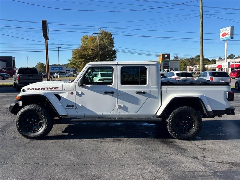 2021 Jeep Gladiator Mojave photo 2