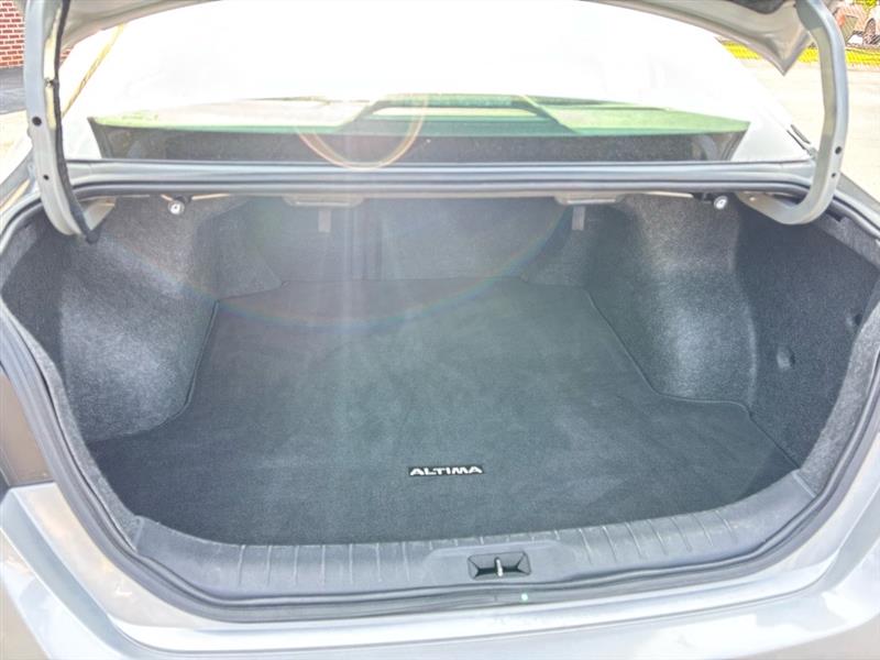 Nissan Altima 2.5 SV 2023