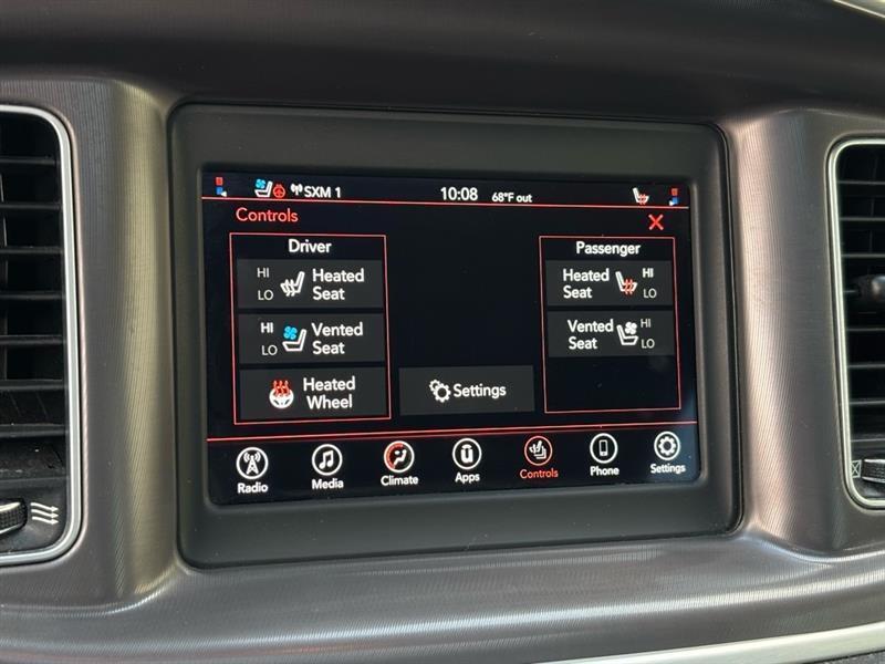 2022 Dodge Charger SXT - Photo 12