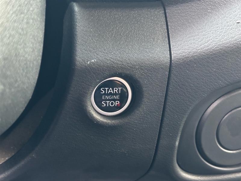 Nissan Frontier SV Crew Cab 2WD 2023