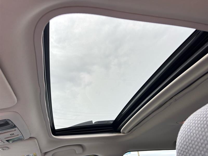 2018 Subaru Outback 2.5i Premium photo 11