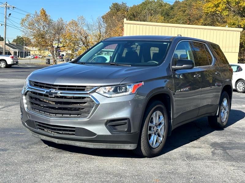 2021 Chevrolet Traverse LS's photo