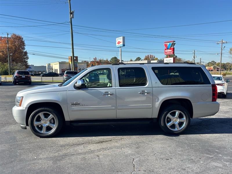 2013 Chevrolet Suburban LT 1500 photo 4
