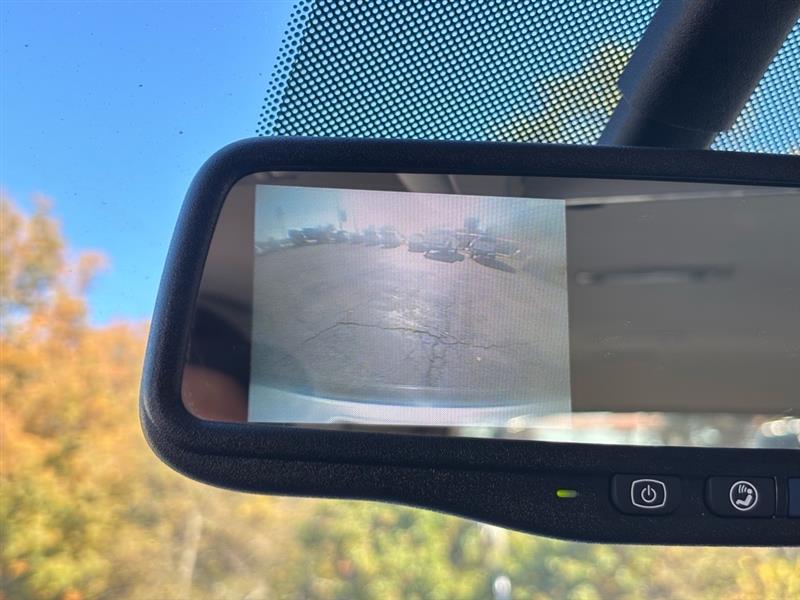 Chevrolet Suburban LT 1500 2WD 2013