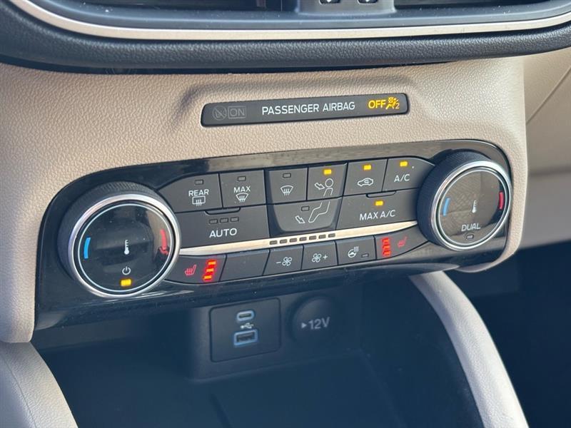 2022 Ford Escape SE - Photo 12