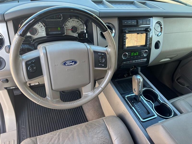 Ford Expedition EL Limited 2WD 2013