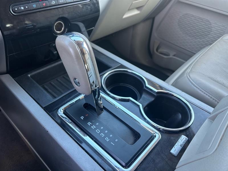Ford Expedition EL Limited 2WD 2013