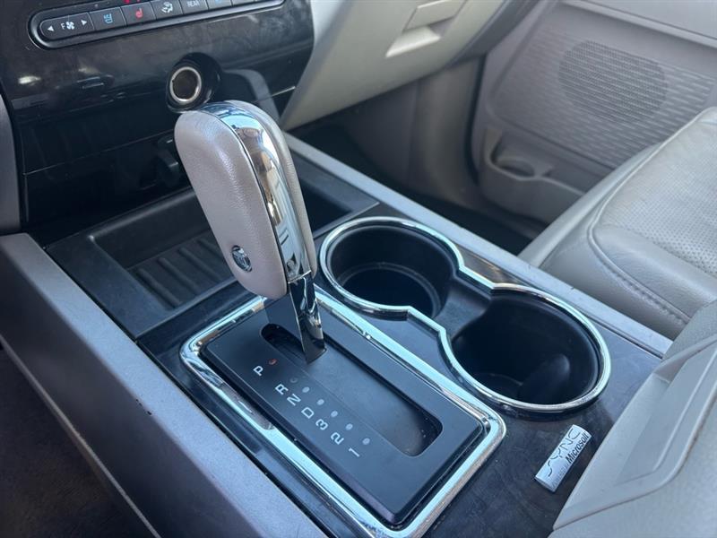 Ford Expedition EL Limited 2WD 2013