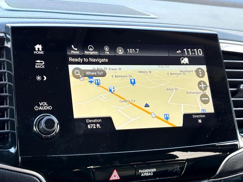 Honda Pilot Touring w/Rear Captains Chairs 2021