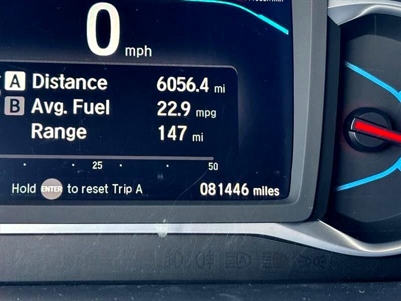 Honda Pilot Touring w/Rear Captains Chairs 2021