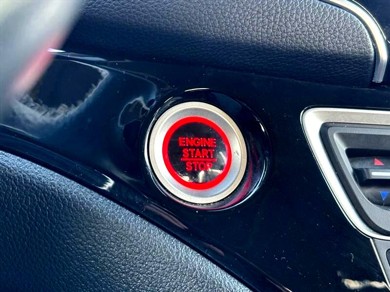 Honda Pilot Touring w/Rear Captains Chairs 2021