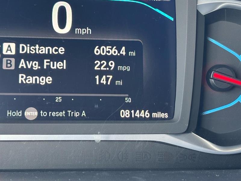 Honda Pilot Touring w/Rear Captains Chairs 2021