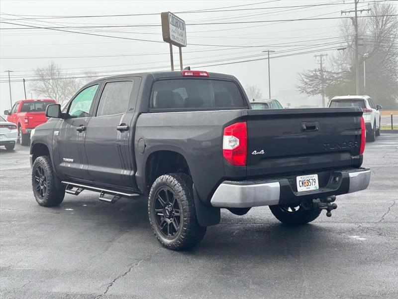 Toyota Tundra SR5 5.7L V8 CrewMax 4WD 2020