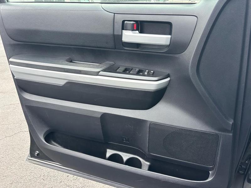 Toyota Tundra SR5 5.7L V8 CrewMax 4WD 2020