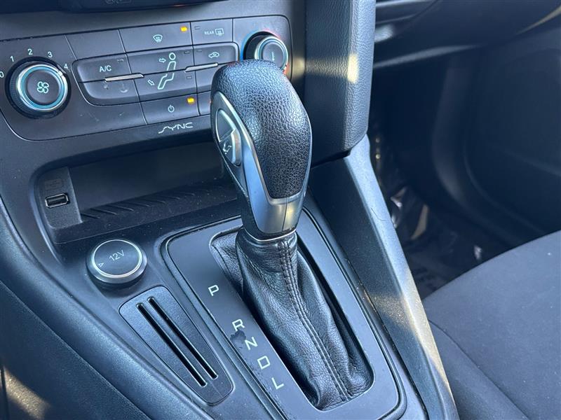 Ford Focus SE Sedan 2017