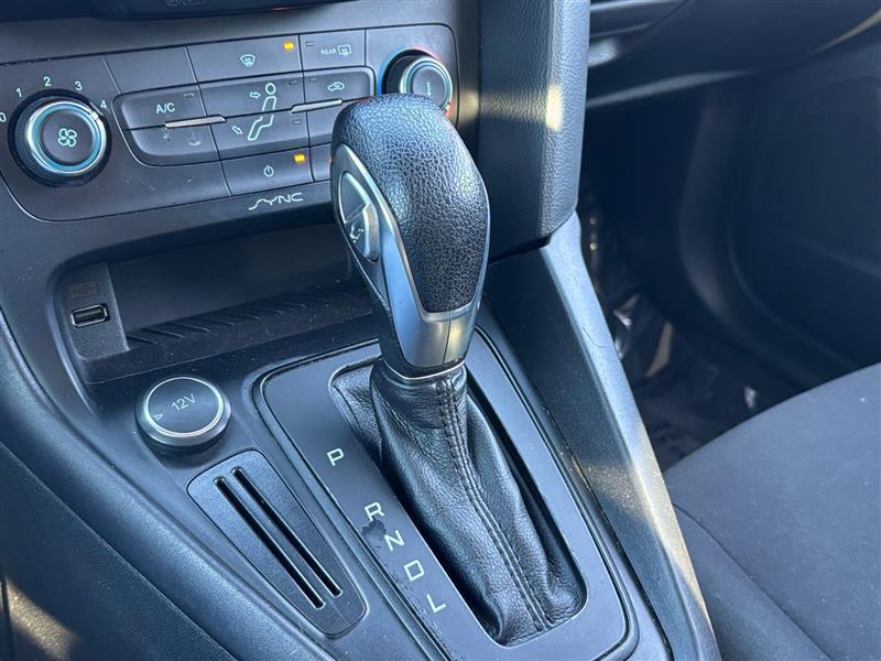 Ford Focus SE Sedan 2017