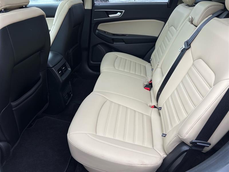 Ford Edge SEL FWD 2020