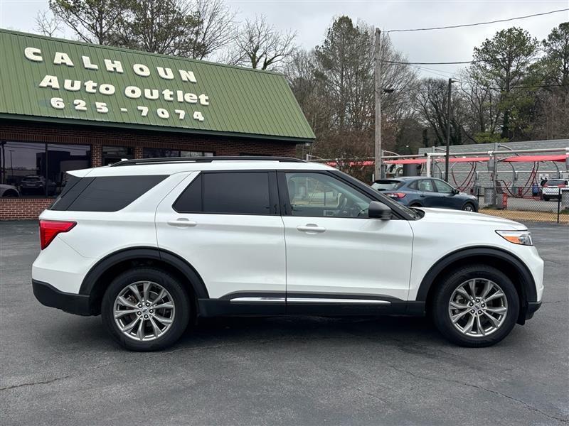 Ford Explorer XLT AWD 2023