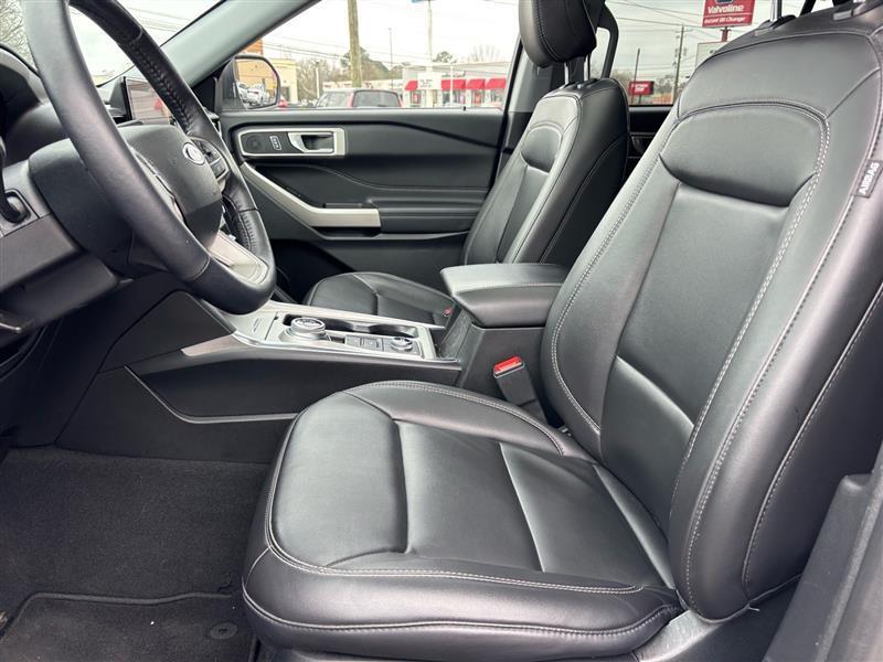 Ford Explorer XLT AWD 2023