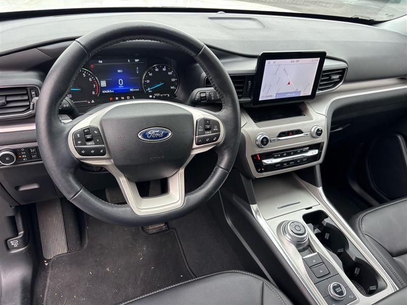 Ford Explorer XLT AWD 2023