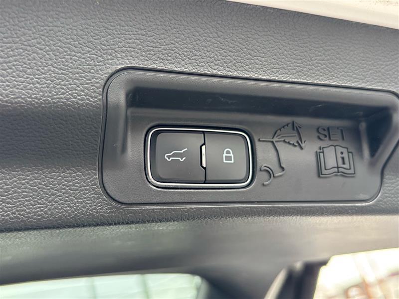 Ford Explorer XLT AWD 2023