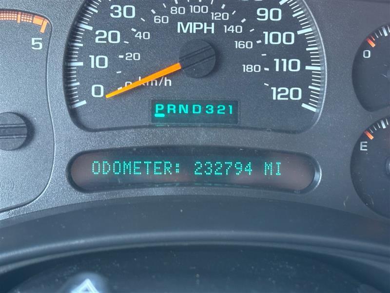 Chevrolet Silverado 2500HD LS Crew Cab Long Bed 4WD 2003