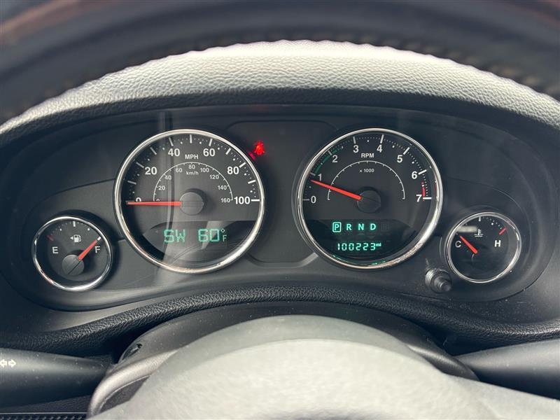 Jeep Wrangler Unlimited Sahara 4WD 2014