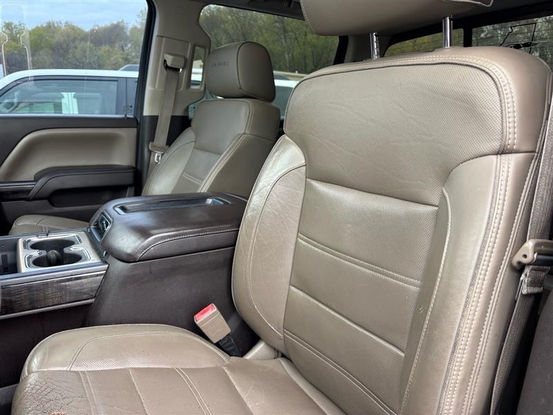 GMC Sierra 1500 Denali Crew Cab Long Box 4WD 2015