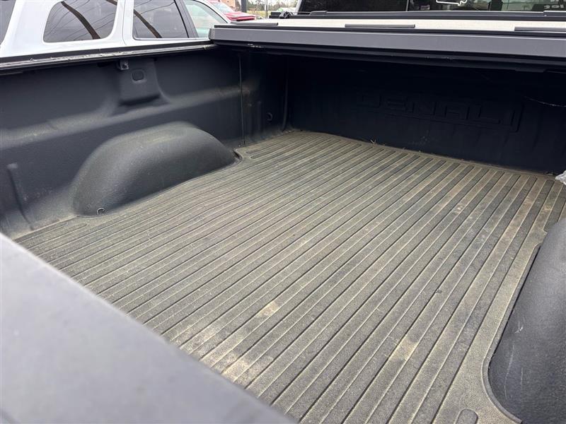 GMC Sierra 1500 Denali Crew Cab Long Box 4WD 2015