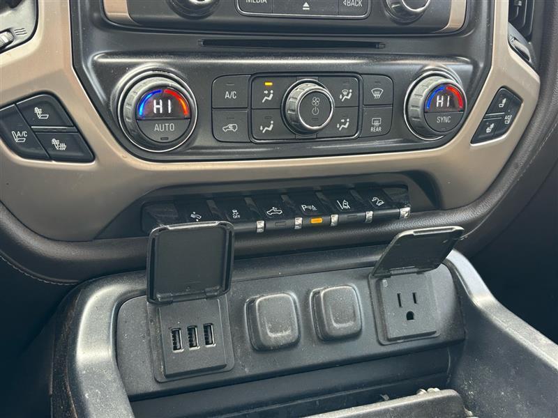 GMC Sierra 1500 Denali Crew Cab Long Box 4WD 2015