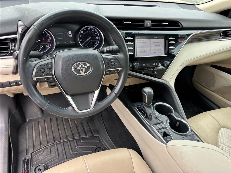 Toyota Camry XLE 2018