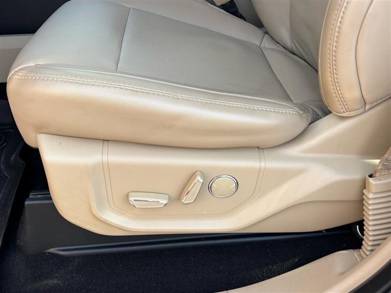 Ford F-250 SD Lariat Crew Cab 4WD 2019