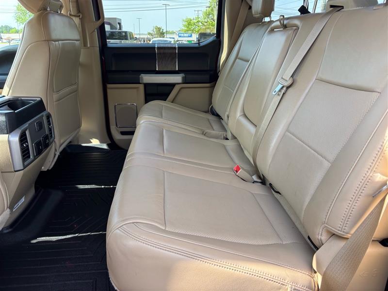 Ford F-250 SD Lariat Crew Cab 4WD 2019