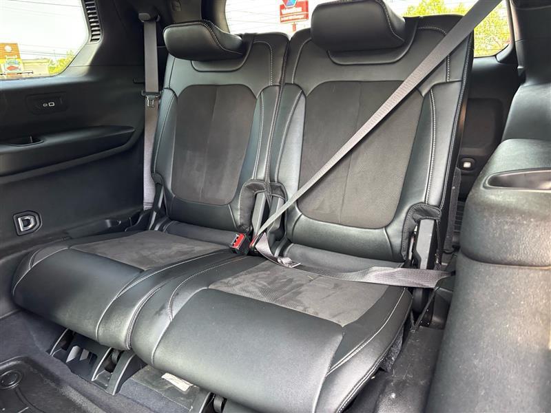 Jeep Grand Cherokee L Laredo 2023