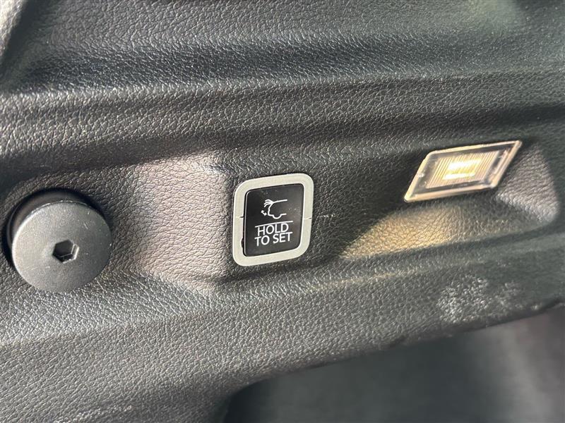 Jeep Grand Cherokee L Laredo 2023