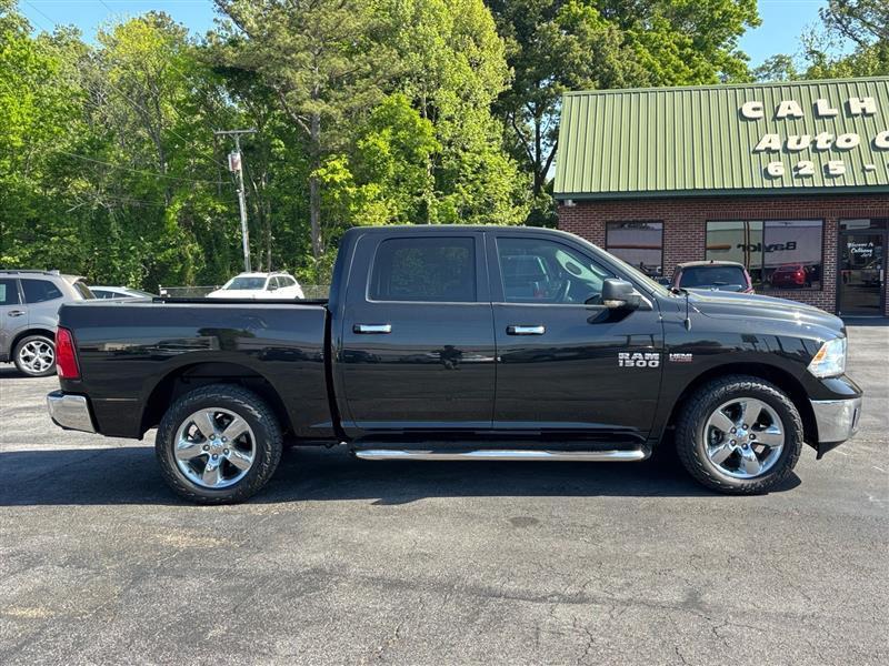 RAM 1500 SLT Crew Cab SWB 2WD 2017