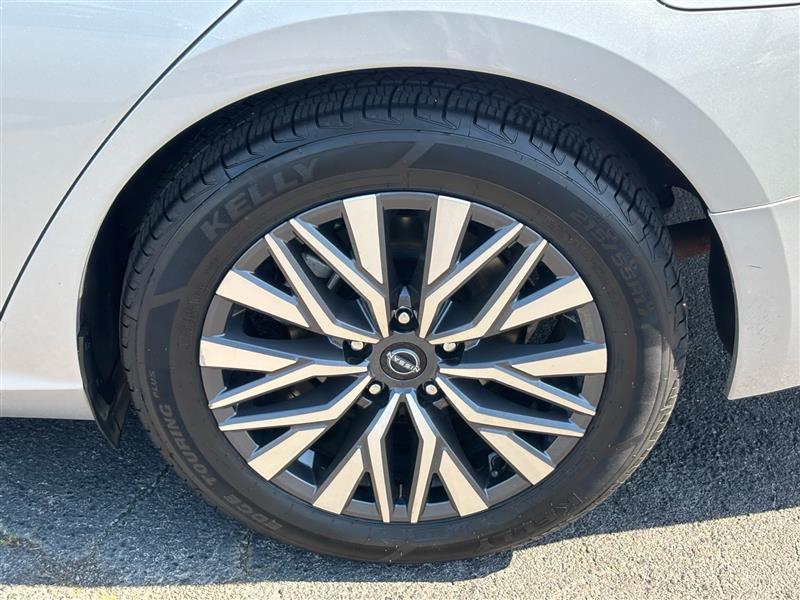 Nissan Altima 2.5 SV 2024