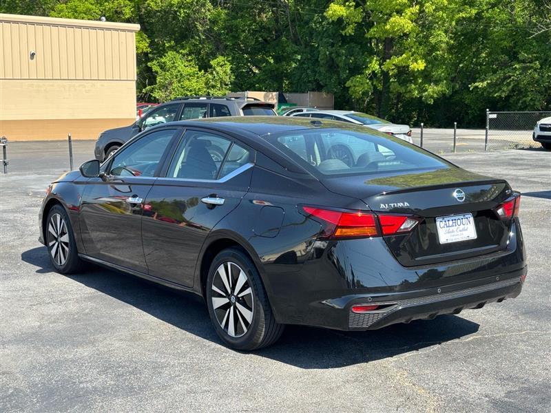Nissan Altima 2.5 SV 2021